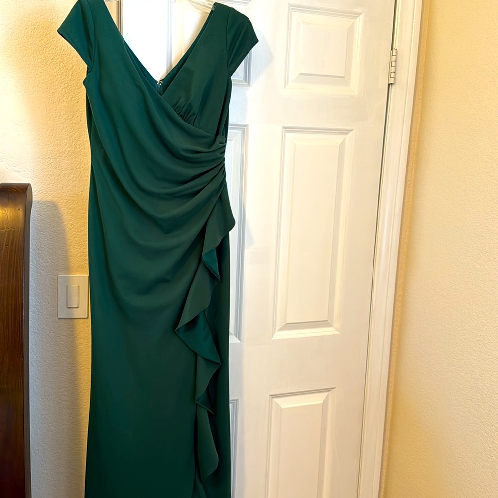 Oleg Cassini gown